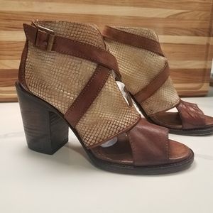 Freebird by Steven Rattl Cognac Sandals Size 8